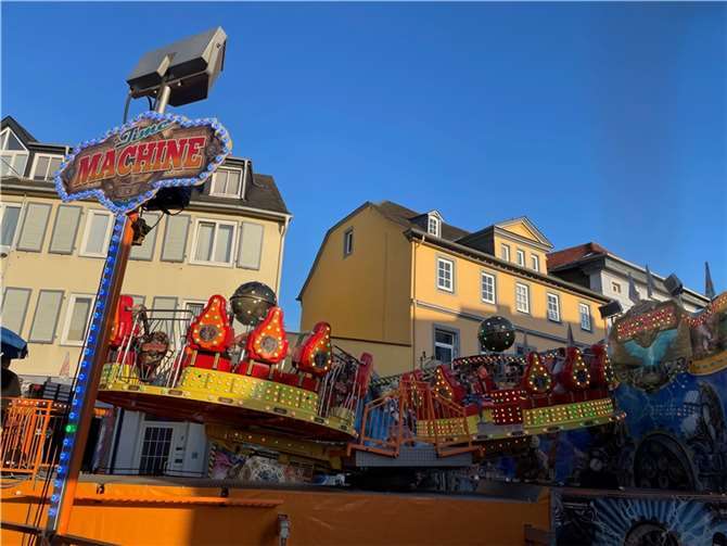 Rasant ging es auch auf dem Marktplatz zu.  Foto: ROB 