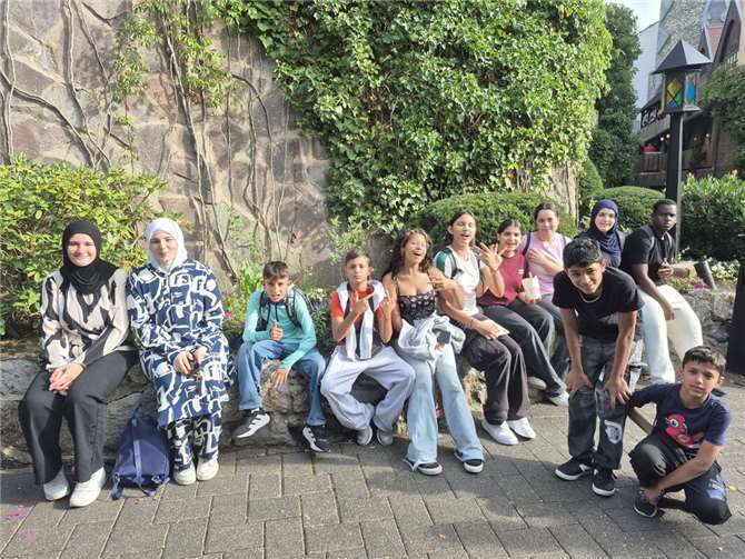 Aufregende Ausflüge ermöglicht Rasante Fahrten und strahlende Gesichter im Phantasialand.