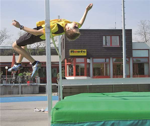 Rasmus Klucker beim Training für hohe Sprünge.privat