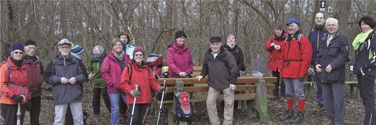 Rast unter einer mächtigen Eiche am Limesweg. privat
