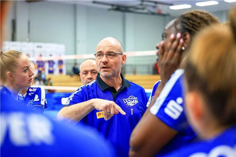 Ratlosigkeit? Wie bringt man einen Satz ins Ziel, in dem man bereits sehr deutlich geführt hat? Foto: Tobias Jenatschek