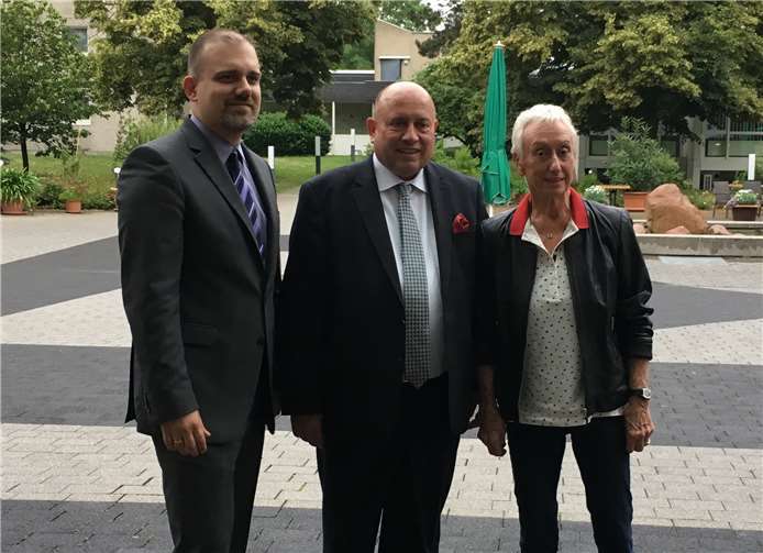 Ratskandidat Marius Jakob, Ratsherr Leo Biewer und Stadträtin Monika Artz (v. li. n. re.). privat