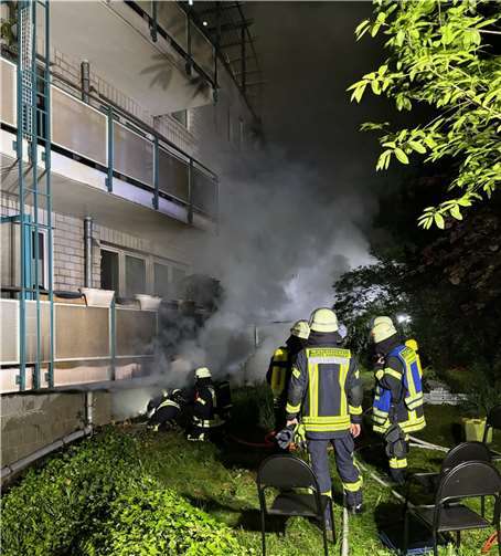 Rauchentwicklung aus Keller