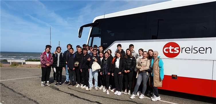 „Raus aus der Baustelle Ahrtal, rein ins quirlige Amsterdam“ hieß es für 29 PJG-SchülerInnen der Leistungskurse Deutsch und Mathe der MSS 12. Quelle: PHG