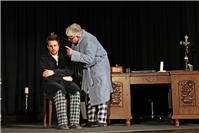 Spiegeltheater Adenau feierte Comeback mit Komödie „Kardinalfehler“