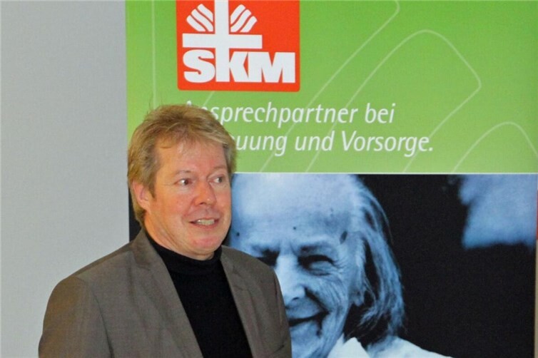 Rechtsanwalt David Schnöger wird über die Möglichkeiten einer Vorsorgevollmacht und Betreuungsverfügung sprechen.