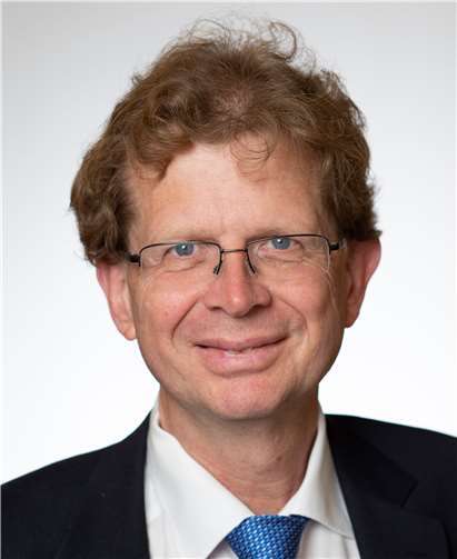 Redner bei einer öffentlichen Veranstaltung des Hospiz-Vereins Rhein-Ahr in der „Kleinen Bühne“ im Kurpark ist Professor Dr. Lukas Radbruch.Foto: Universität Bonn