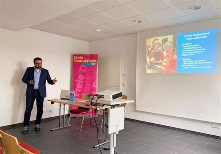 Referent Sascha Hensel beantwortete Fragen zur Digitalisierung. Foto: privat