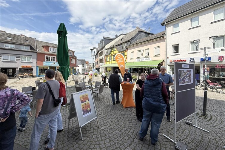 Rege genutzt wurde der offene Bürgerdialog der FWG Sinzig zum Austausch über das zur Diskussion stehende Verkehrskonzept.