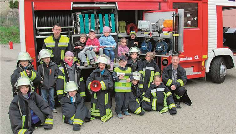 Regelmäßig bietet die Feuerwehr Weibern einen Brandschutz-Unterricht für Kindergärten, Grundschulen und weiterführende Schulen an.Freiw. Feuerwehr Weibern