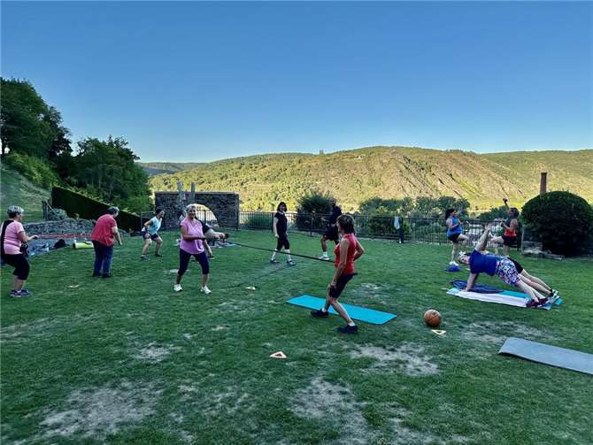 Regelmäßig nahmen 10 bis 15 Frauen an der Übungsstunde teil. Foto:privat