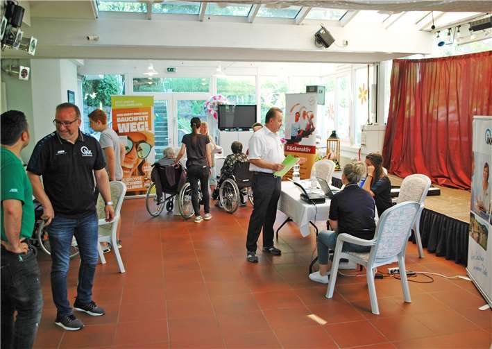 Regen Zuspruch fand der Gesundheitstag für Mitarbeiter im Seniorenzentrum Maranatha. Foto: -BL-