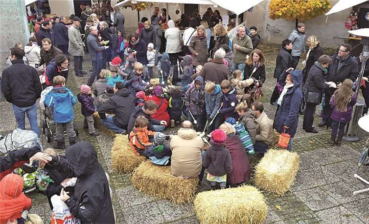 Reger Andrang herrschte beim ersten Martinsmarkt in Wormersdorf. privat