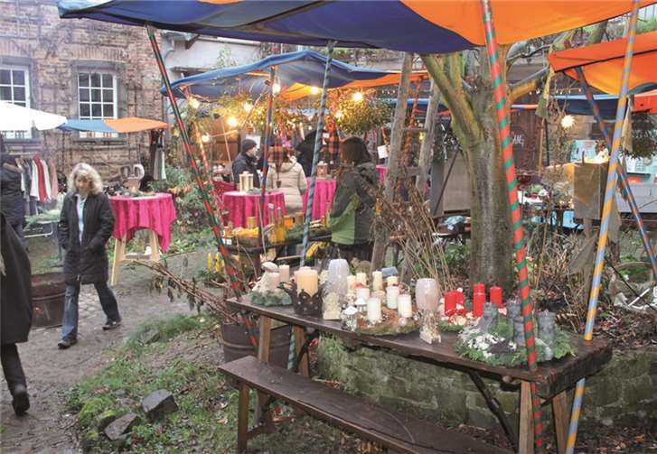 Reich war das Angebot auf dem idyllischen Weihnachtsmarkt. LP