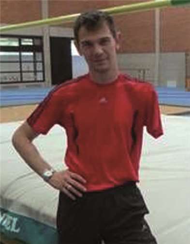 Reinhold Bötzel setzte damit seine beeindruckende Hochsprungkarriere fort. Privat