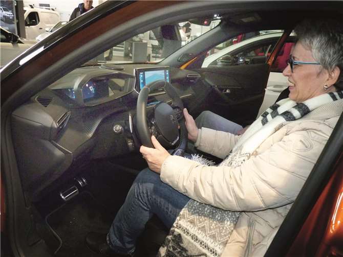 Reinsetzen und sich wohl fühlen – so erging es vielen Interessenten beim „Probesitzen“ in dem neuen City-SUV 2008.