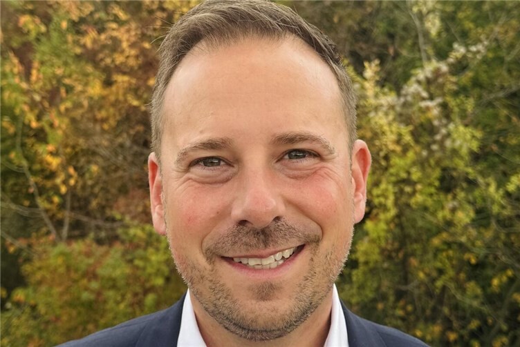 Remagens Bürgermeister Björn Ingendahl äußert sich zur Schließung des Krankenhaus Maria Stern und will für den Fortbestand der angegliederten Arztpraxen in Remagen einsetzen. Foto: pirvat