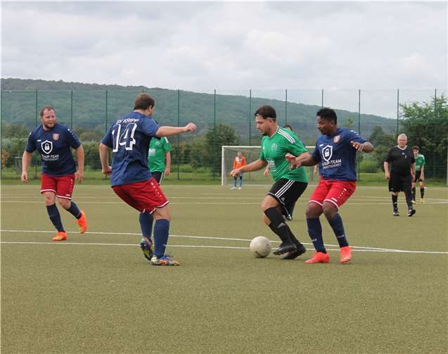 Remagens Reserve glänzt im Stadtderby gegen Kripp. Foto: Marc Göttlicher