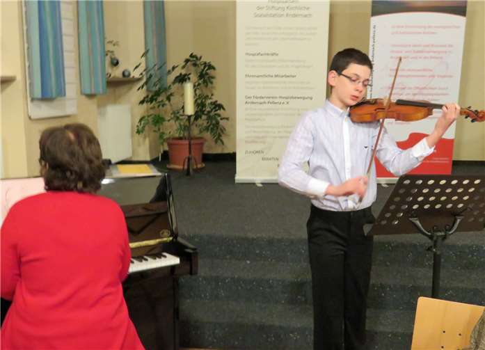 Renata und Emanuel Horn beeindruckten mit ihren musikalischen Beiträgen.