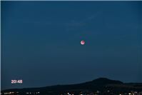 Renate Fergen aus Plaidt hat den Mond ebenfalls festgehalten. 