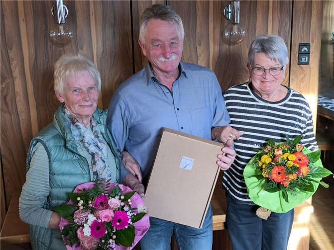 Renate Seul, Karl-Hermann Gräf und Hedi Laux wurden als langjährige Vorstandsmittglieder geehrt. Foto: privat