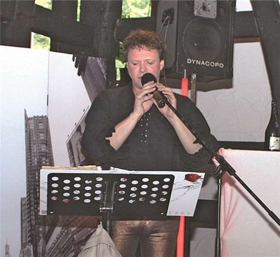 René Kempf - Musiker, Sänger und Entertainer.Gemeinde Wachtberg