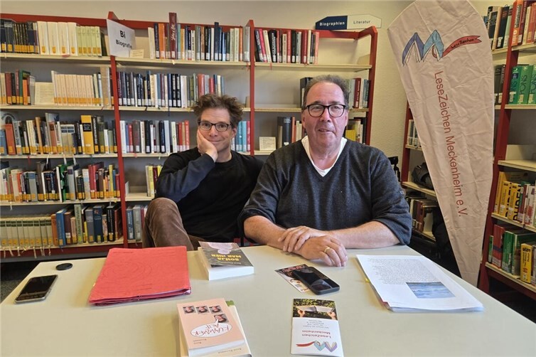 René Klammer und David Jacobs bei der Veranstaltung in der Bücherbrücke
