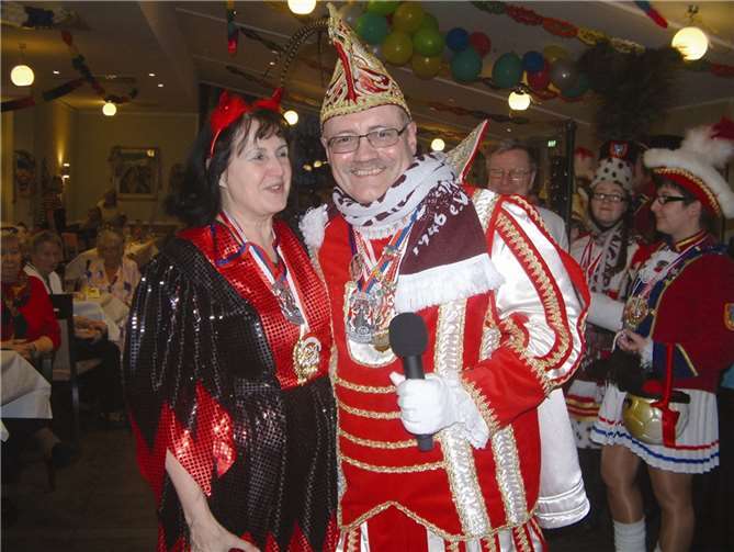 Residenzleiterin Gisela Dröge und Prinz Holly aus Kripp sorgten für Stimmung.