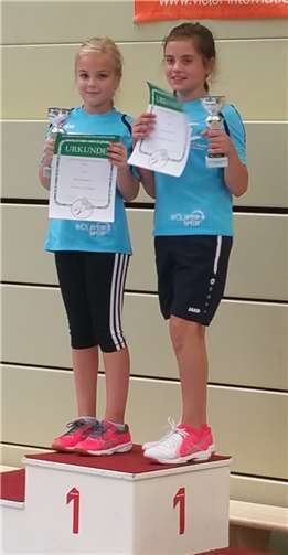 Rheinlandmeisterinnen Mädchendoppel U11: Jella Strahl / Anita Bunjaku.
