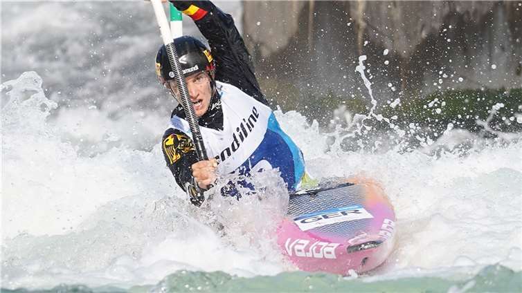 Ricarda Funk im slovenischen Tacen.  Foto: Uta Büttner