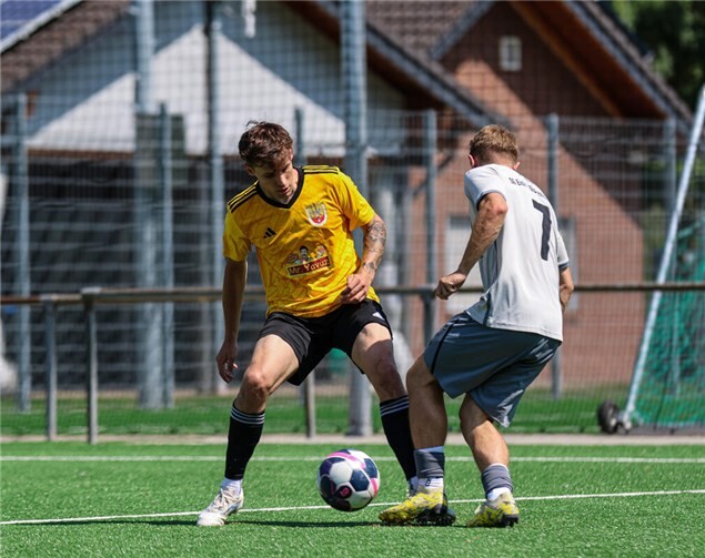 Riccardo Rennesland und der SC Sinzig spielten gegen Westum 1:1.Foto: Besjan Halimi