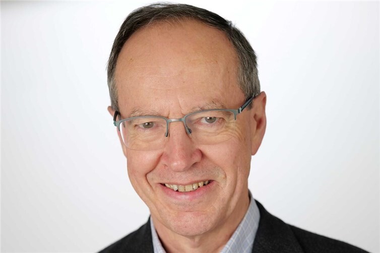 Richard Welter, Vorsitzender der Senioren Union, steht allen Bürgerinnen und Bürgern Rede und Antwort