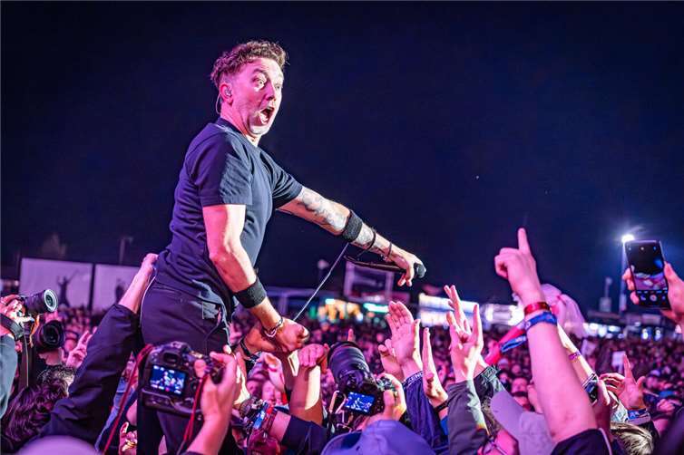 Rise against