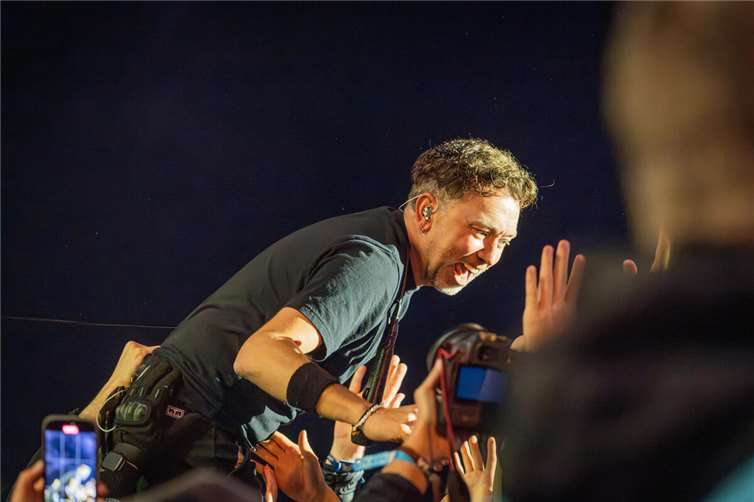 Rise against