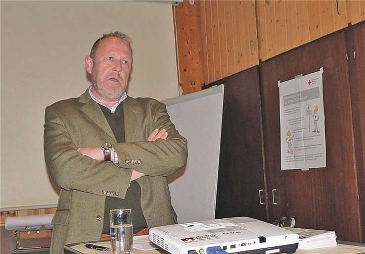 Robert Müller (Dipl.-Sozialarbeiter -FH-) vom Sozialdienst Katholischer Männer für Mayen und Umgebung e.V. sprach über das Betreuungsrecht und eine entsprechende Vorsorgevollmacht.