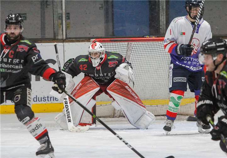 Rockets-Keeper Constantin Schönfelder in Aktion.