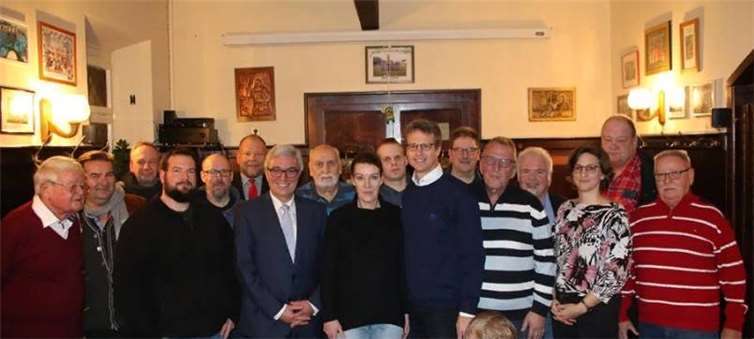 Roger Lewentz besuchte die Engerser Genossen.SPD