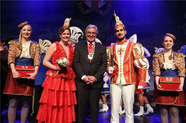 Roger Lewentz gemeinsam mit Prinz Marcel und Confluentia Rebbeca. Roland Schäfges - myfoto24.eu