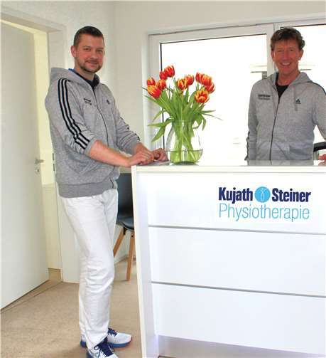 Roger Steiner und Simon Kujath bieten ein breites Behandlungsspektrum.
