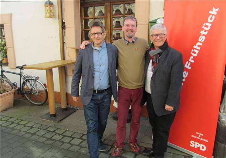 Roland Thelen, Rheinbreitbach, Bernhard Reuter und Stadtbürgermeister Gerhard Reuter waren dabei.Privat