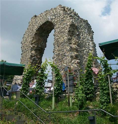 Rolandbogen im Juli 2013. Foto: Woscho / wikimedia.org