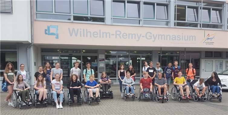 Rollstuhlprojektgruppe des Wilhelm-Remy-Gymnasiums.privat