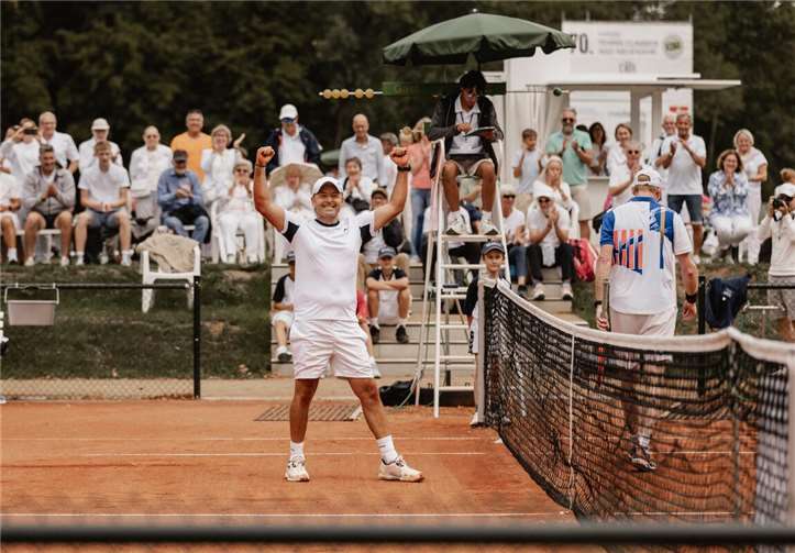 Der Tennis Club Remagen ist stolz auf seinen Clubtrainer Roman Garzorz ist Deutscher Meister in der Altersklasse Herren 50. Foto:Majle Fotografie