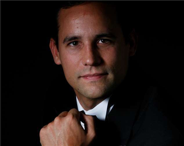 Romantische Lieder im Stadthaus mit Björn Adam. Privat