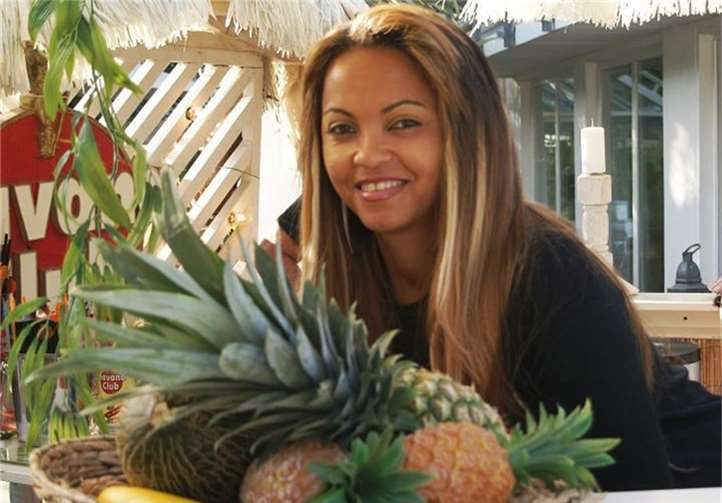 Rosangela und ihr Team bereiten Cocktails für jeden Geschmack zu. privat