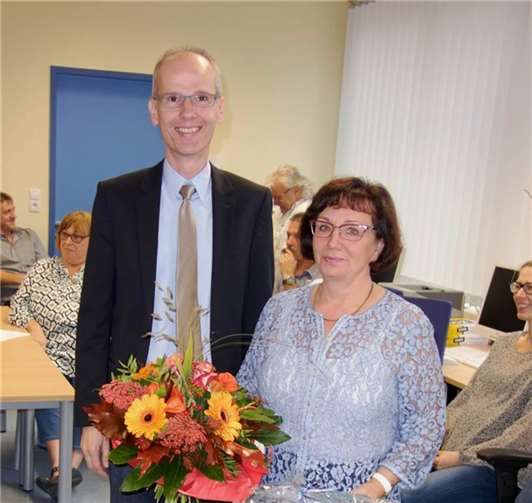 Rosemarie Probst wurde nach über 25 Jahren Dienstzeit in der Schule in den wohlverdienten Ruhestand verabschiedet.