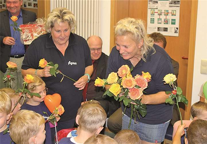 Rosen gab es zum 20-jährigen Jubiläum von Brigitte Dreiser. OS