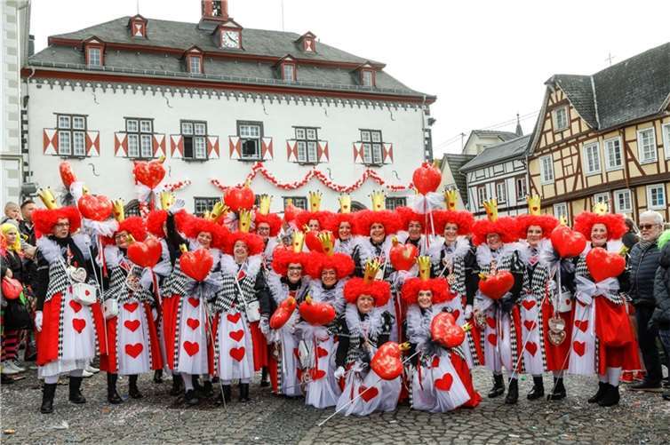 Rosenmontagszug Linz 2019
