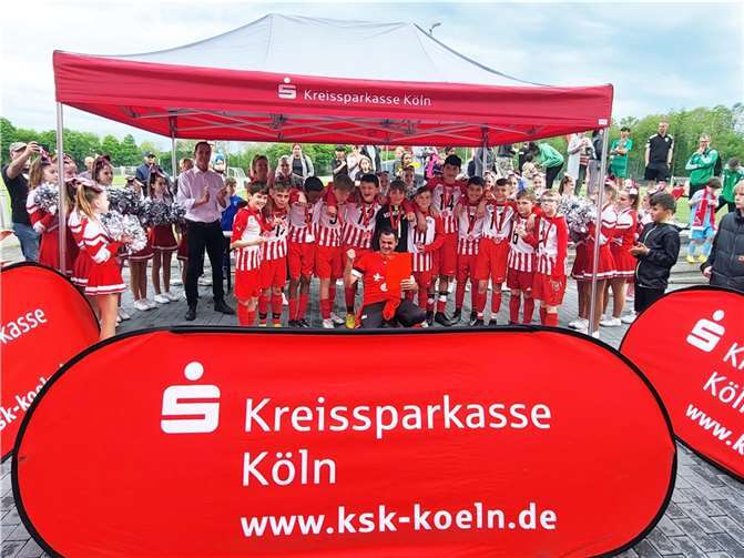 Rot-Weiss Merl freut sich auf ein Endspiel in ganz besonderer Atmosphäre. Fotos: KSK Köln