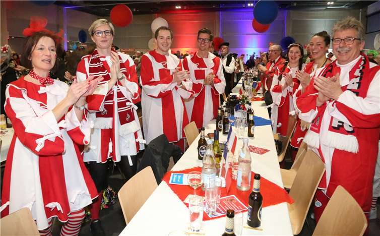 Rot und Weiß waren die Farben nicht nur in Köln.